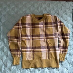 Tahari Olive Green, White and Brown Checkered Pullover Sweater